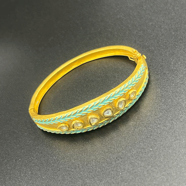 Kundan collection kada style bangle (499120)