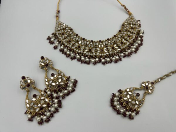 Premium collection necklace set (524874)