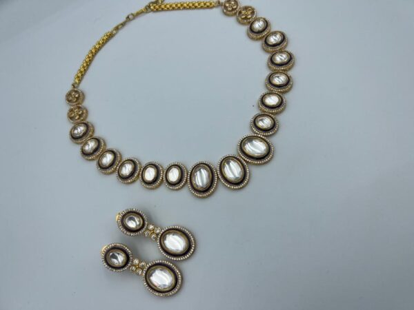 Kundan collection necklace (525607)