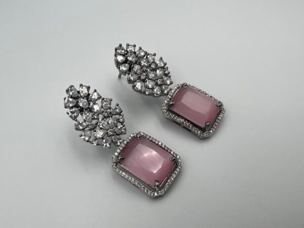 Premium collection earrings (550592)