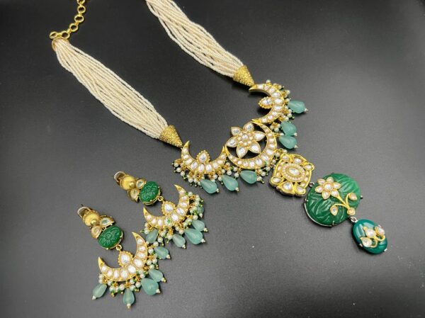 Kundan collection necklace set (557449)