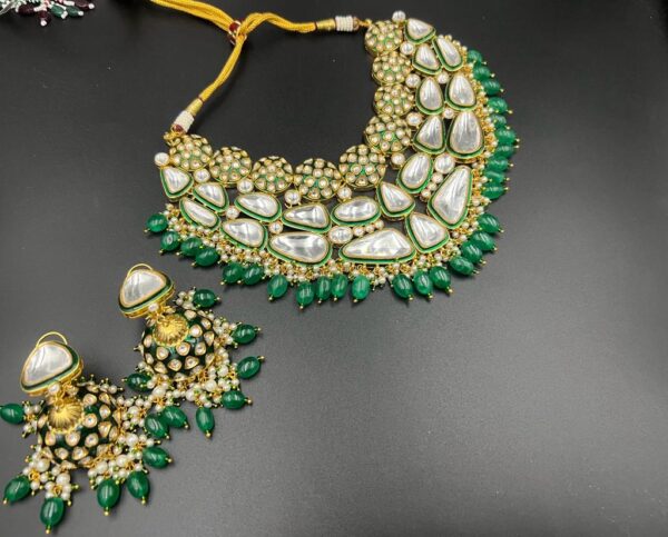 Kundan collection necklace set (557504)